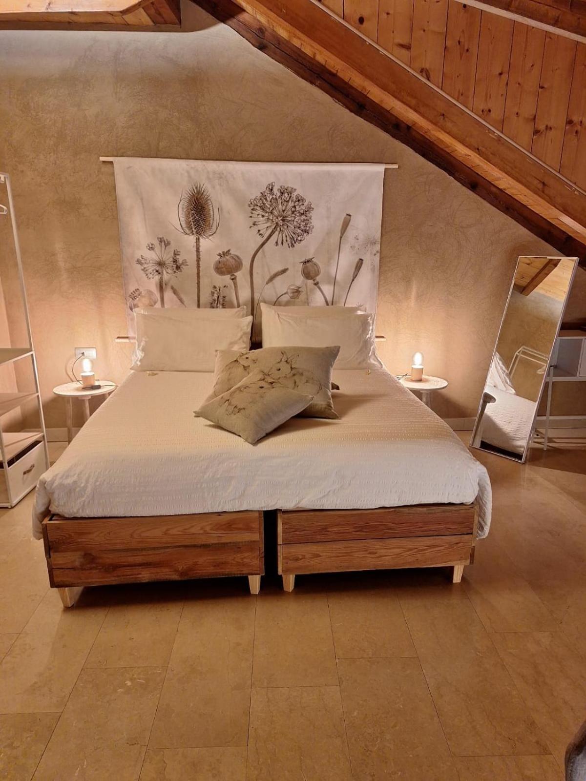 Vallarom Farm stay *