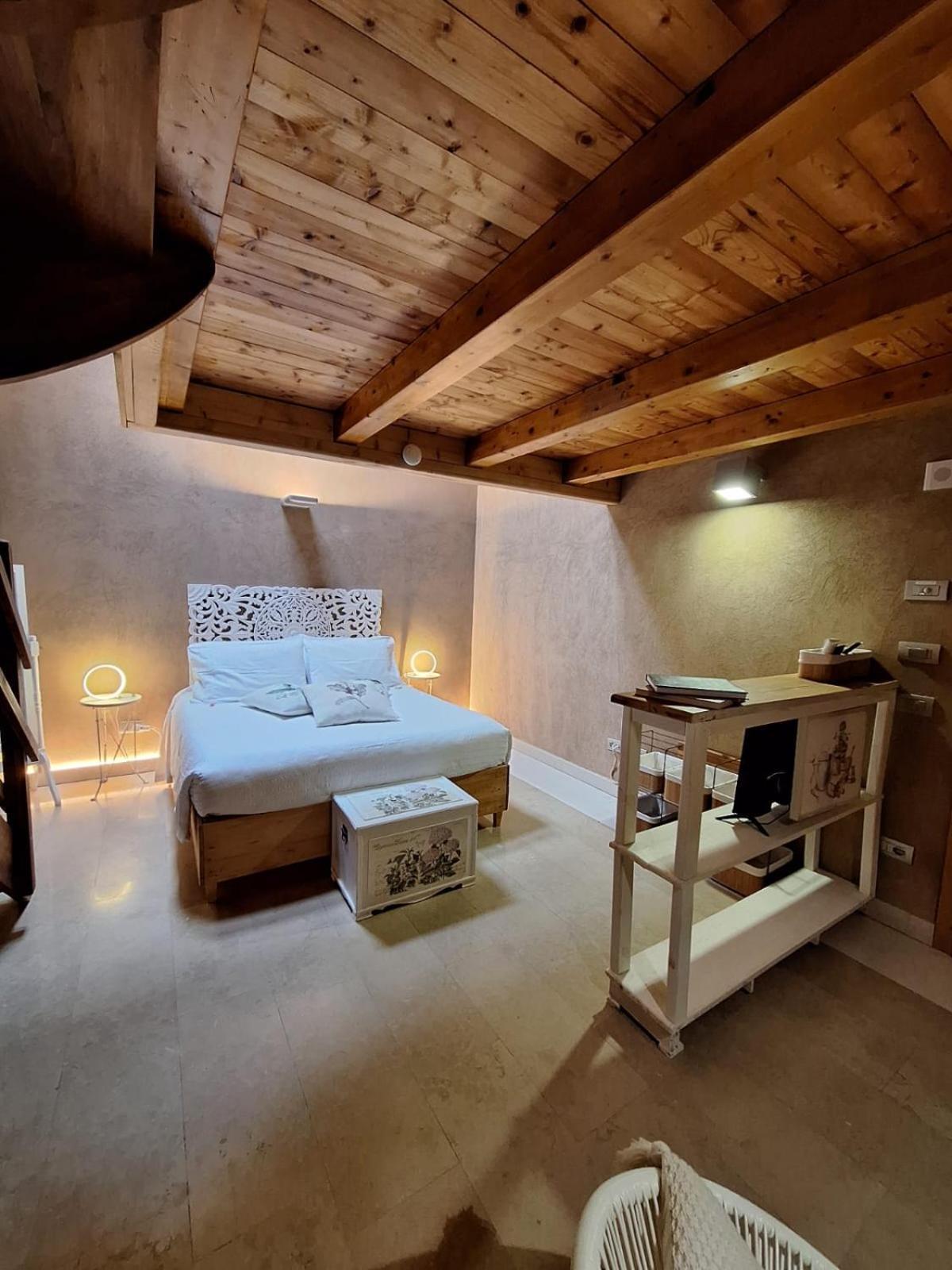 Vallarom Farm stay Avio